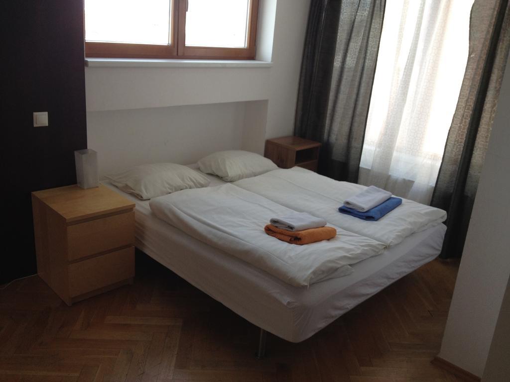 Penthouse Apartment In Vinohrady Прага Номер фото